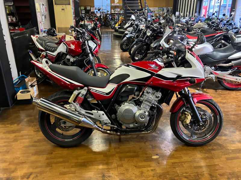 Honda CB400 Super Boldor 2008