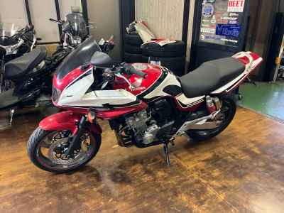 Honda CB400 Super Boldor 2008