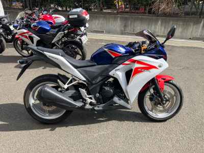 Honda CBR250R 2011