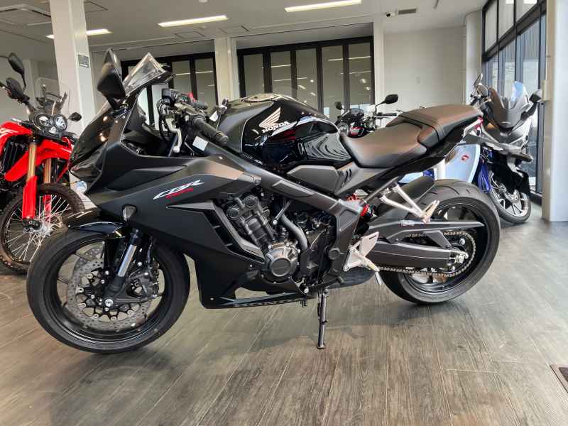Honda CBR650R 2024