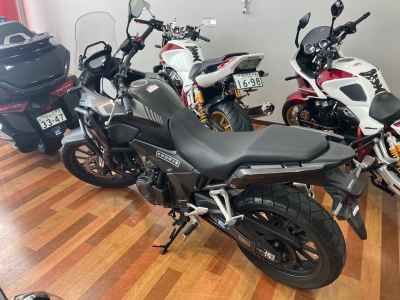 Honda CB400X 2023