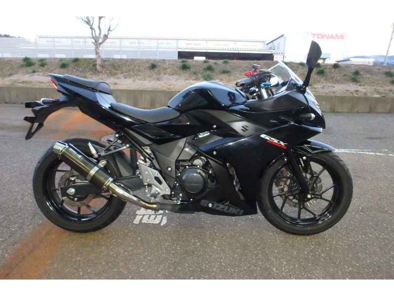 Suzuki GSX250R