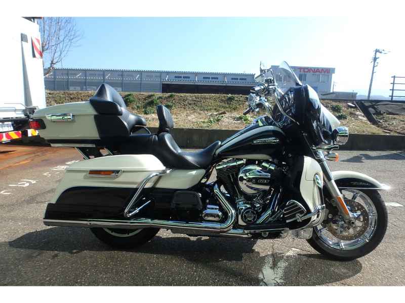 Harley-Davidson Electra Glide FLHTCU1690 2013