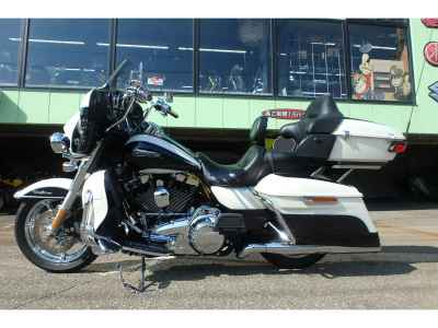 Harley-Davidson Electra Glide FLHTCU1690 2013