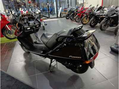 Honda Fusion SE 2005