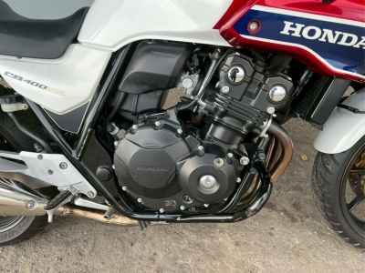 Honda CB400SFV 2016
