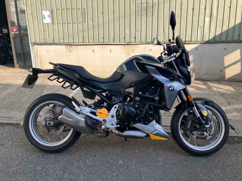 Suzuki RF900R 2022
