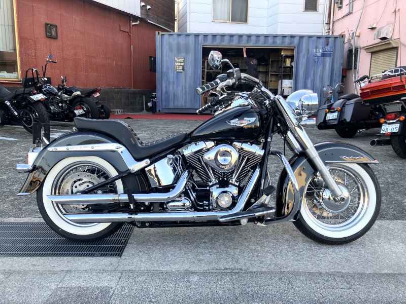 Harley-Davidson FLSTN1580 2010