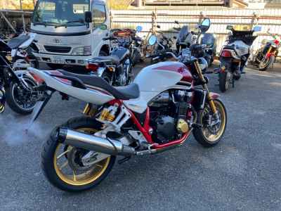 Honda CB1300SF 2024