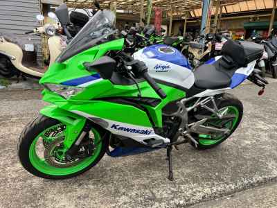 Kawasaki Ninja ZX-4RR 2024