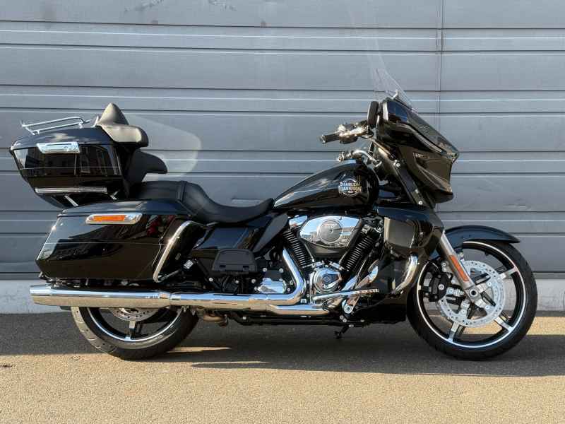 Harley-Davidson Street Glide FLHXU1920 2026
