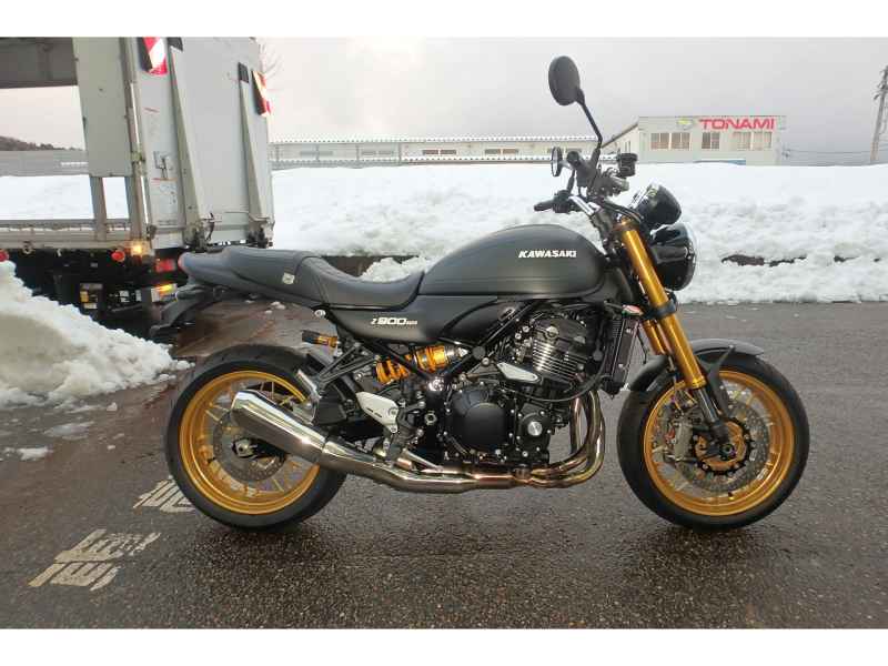 Kawasaki Z900RS SE 2025