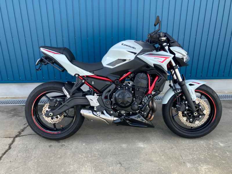 Kawasaki Z650 2022