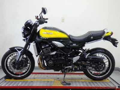 Kawasaki Z900RS 2023