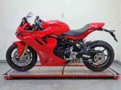 Ducati Supersport 950 S 2021