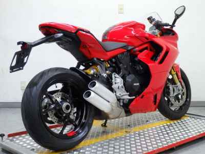 Ducati Supersport 950 S 2021