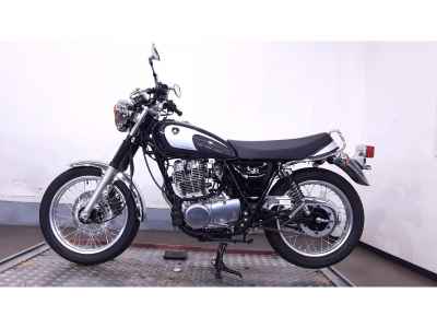 Yamaha SR400 2021