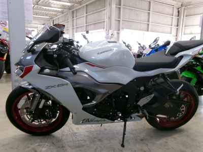 Kawasaki Ninja ZX-6R 2025