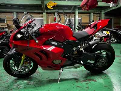 Ducati Panigale V4S 2023