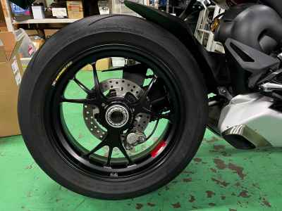 Ducati Panigale V4S 2023