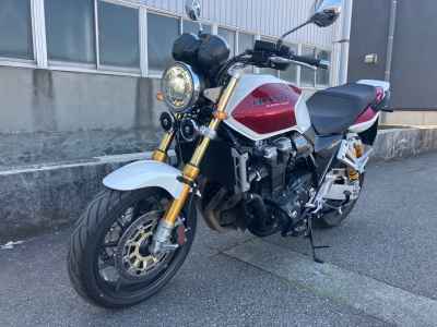 Honda CB1300SF 2025