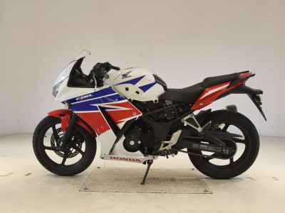 Honda CBR250R 2015