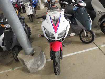 Honda CBR250R 2015