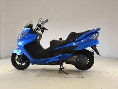 Suzuki Skywave 250M