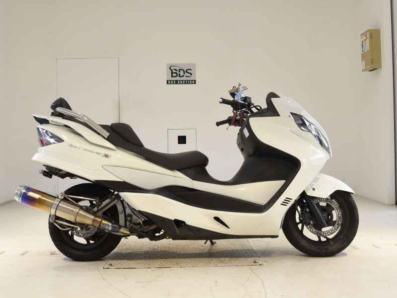 Suzuki Skywave 250S
