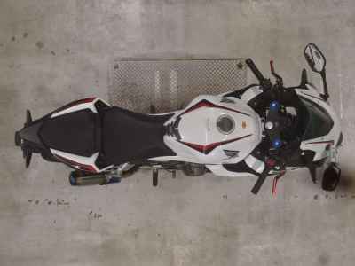 Honda CBR400R 2022