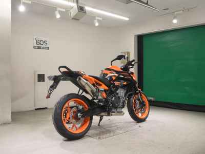 KTM 890 Duke GP 2023