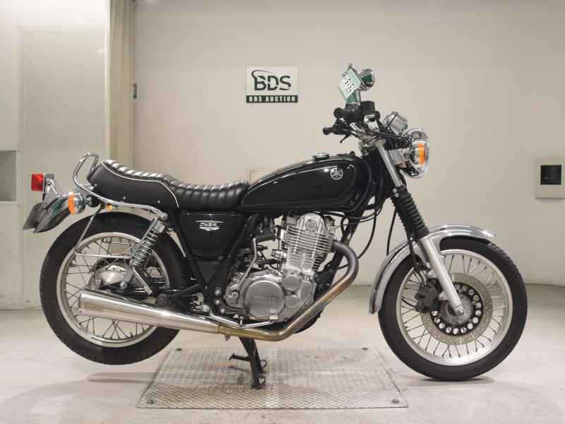 Yamaha SR400 2016