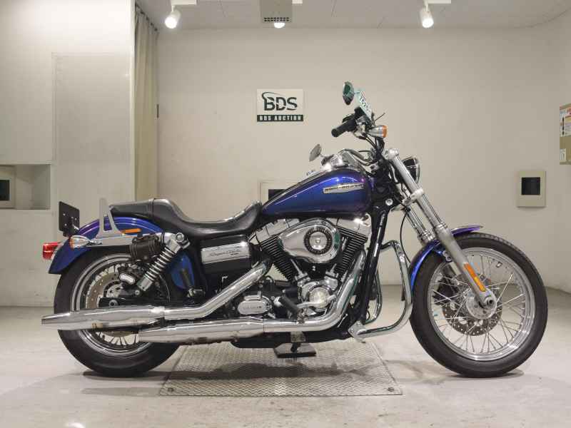 Harley-Davidson Super Glide FXDC1580 2011