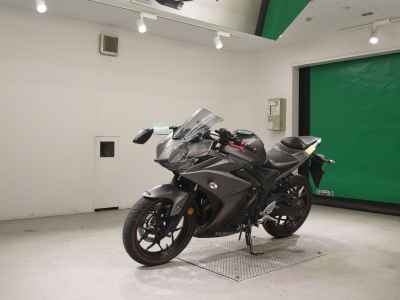 Yamaha YZF-R25 2016