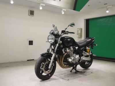 Yamaha XJR1300 2010