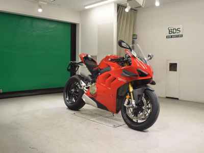 Ducati Panigale V4S 2021