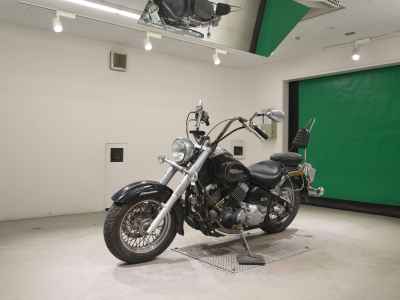 Yamaha XVS400 Drag Star Classic 2011