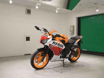 Honda CBR250R 2015