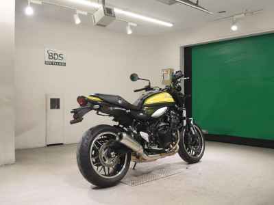 Kawasaki Z900RS Yellow Ball Edition 2024