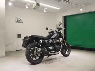 Triumph Speed Twin 900 2025