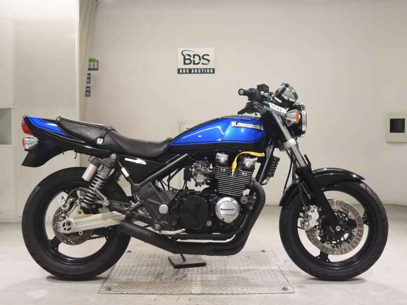 Kawasaki Zephyr 400 2009