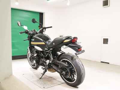 Kawasaki Z900RS 2022