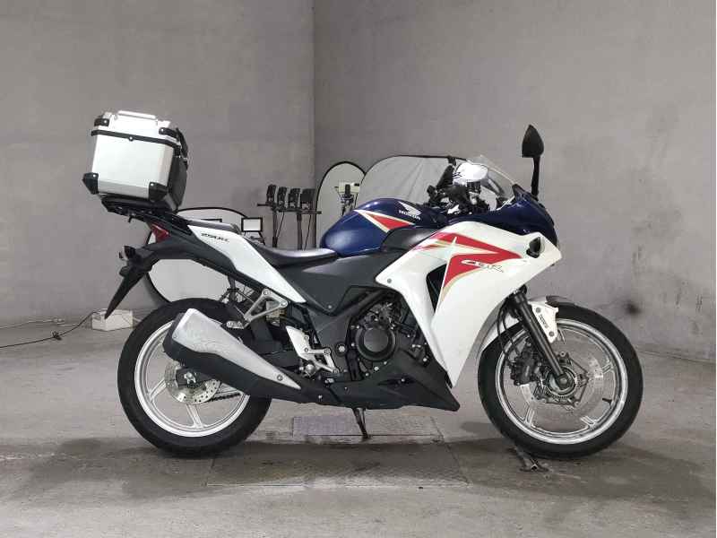 Honda CBR250R