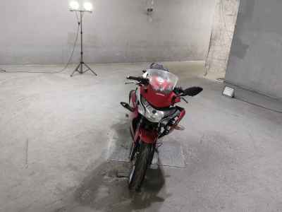 Honda CBR250R 2011