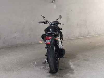 Suzuki Gladius SFV400