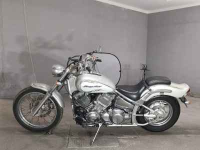 Yamaha XVS400 Drag Star