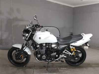 Yamaha XJR1300 2012