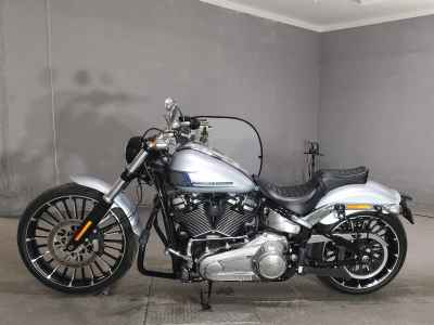 Harley-Davidson Breakout FXBR1920 2023