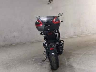 Honda CB1000R 2023