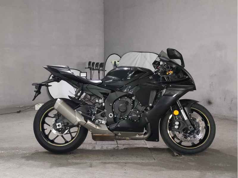 Yamaha YZF-R1 2021